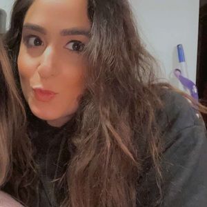 Meet your Posher, Sonia